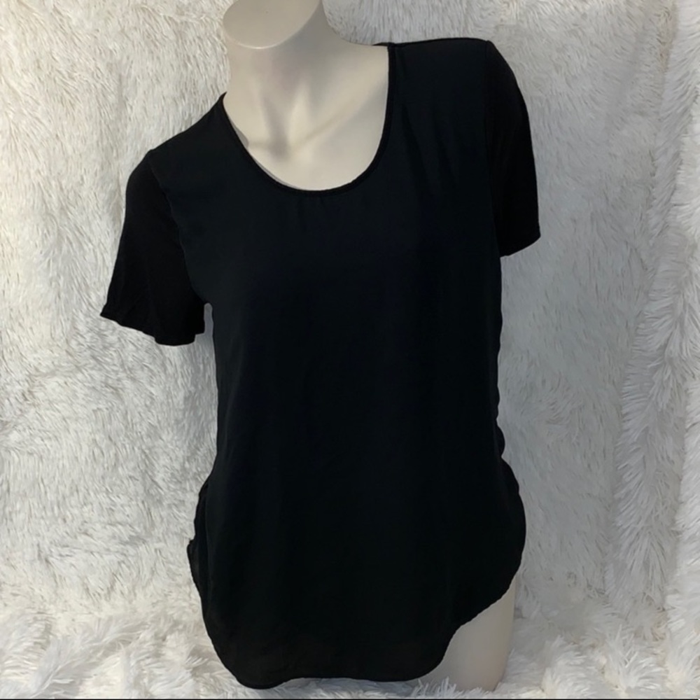 Ann Taylor LOFT Black Short Sleeve Shirt